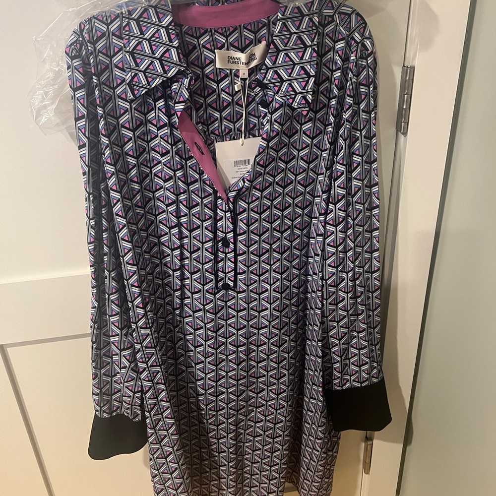 Diane Von Furstenburg Patterned Long Sleeve Dress M (NWT)